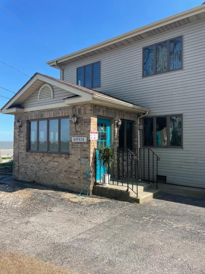 Lake Point Motel Marblehead Extérieur photo