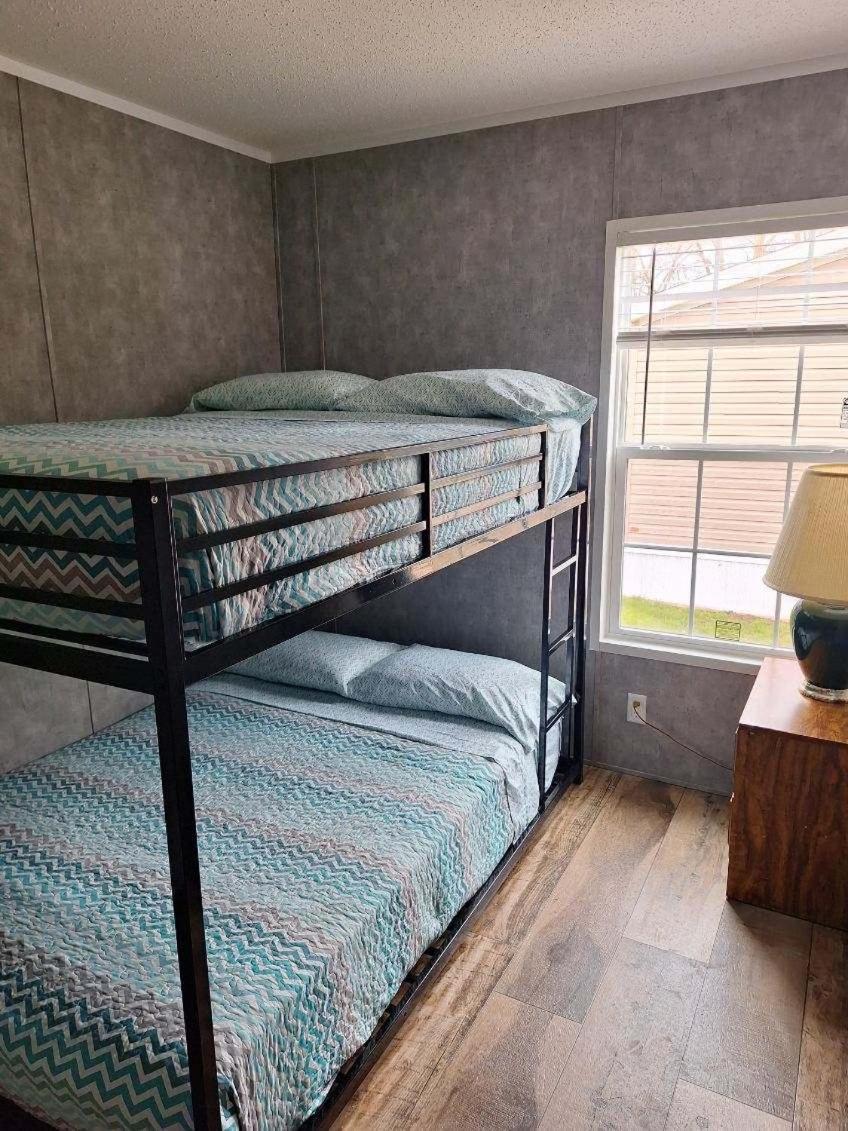 Lake Point Motel Marblehead Extérieur photo